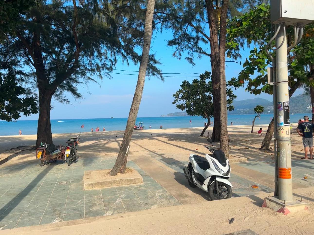 The Taksim Patong Beach Hotel Exterior foto
